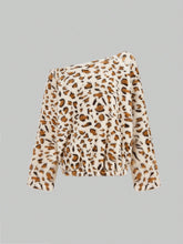 Women's Autumn/Winter Leopard Print Asymmetric Collar Teddy Fleece T-Shirt Graphic Cheetah Print Tees Women Tops